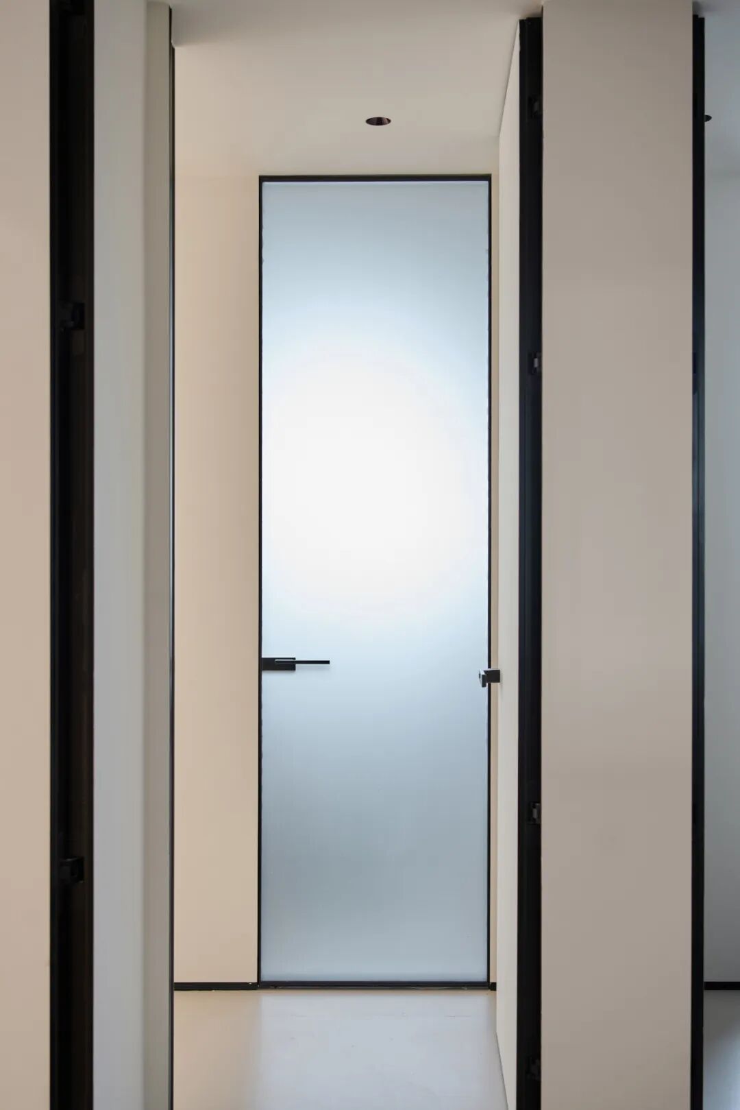 宝安·越秀和樾府I多冒昧啊，独享115m²木色+大白墙的独居女生的音乐游戏空间-51