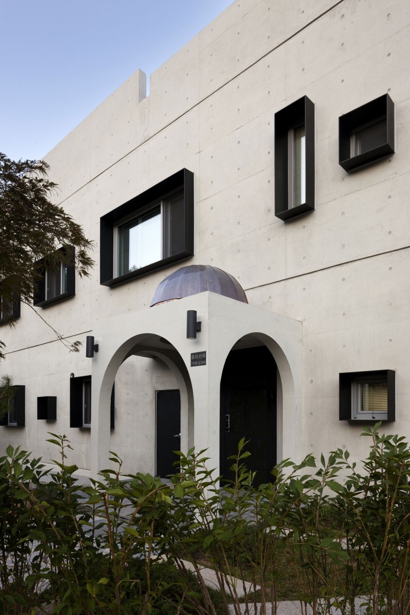 House on the Cliff by the River by studio_GAON-6