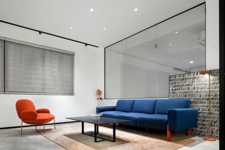 极简黑白灰的现代艺术办公空间丨中国中山丨君儿空间设计-33