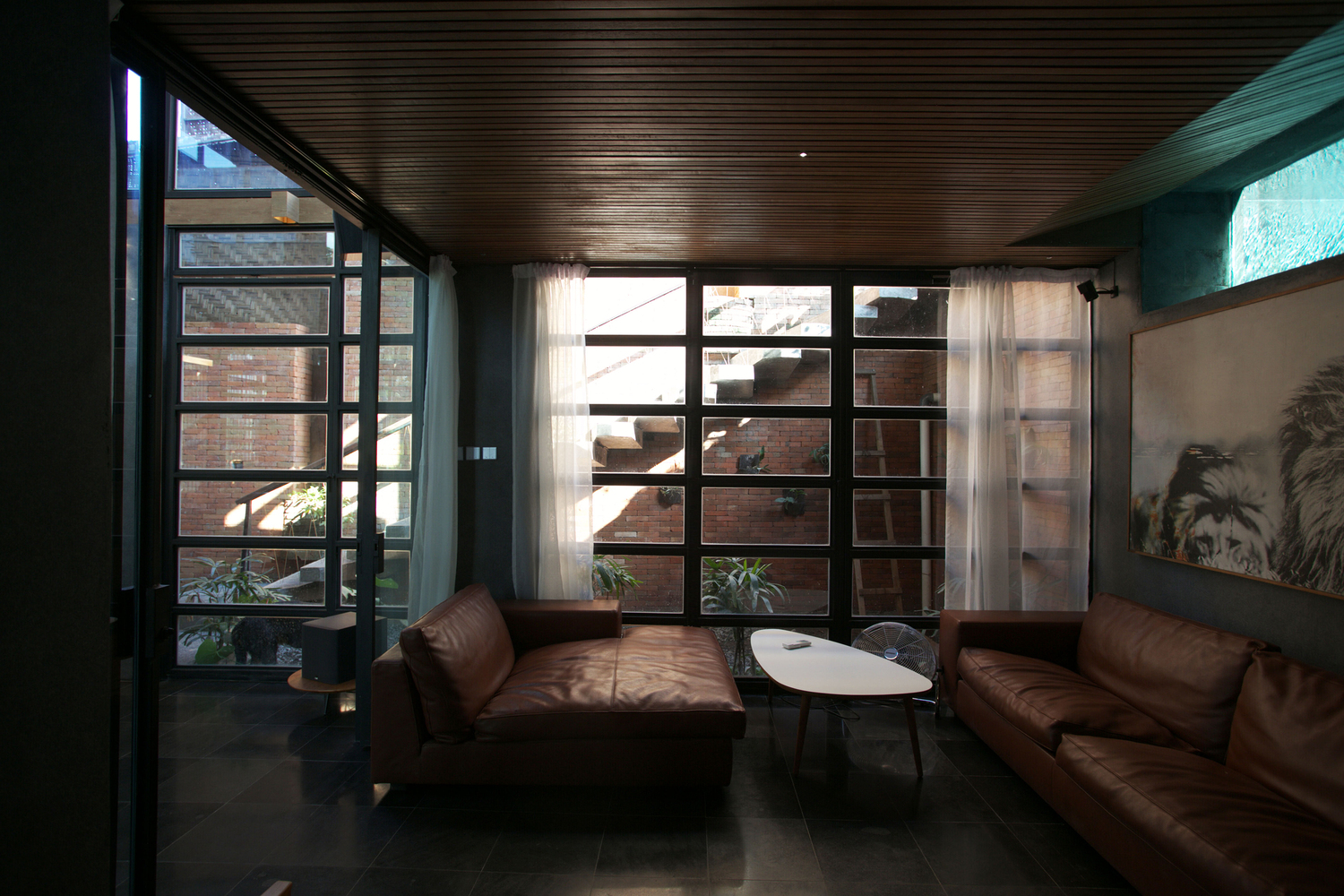 印尼 Ubud 丛林中的现代传统交融之家-57