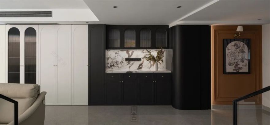 内舍软装丨235㎡下叠法式混搭风,赋予空间由线条、色彩、层次激发出的趣味碰撞!-14