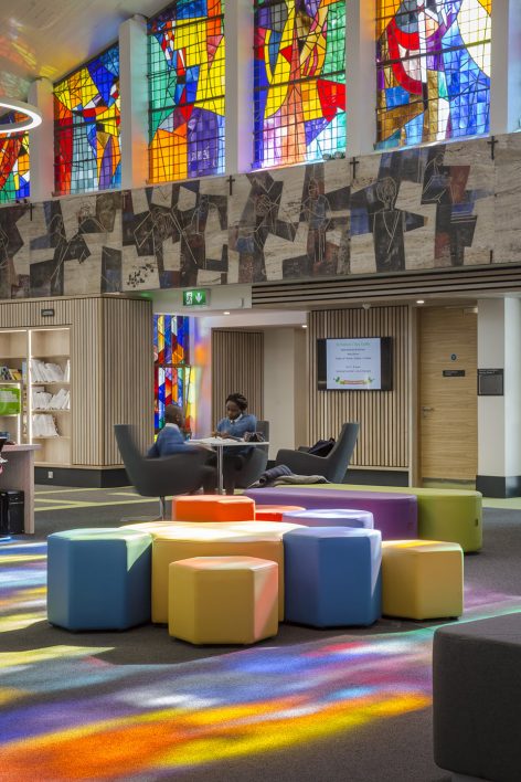 爱尔兰 Athy 图书馆,教堂改建现代空间-15