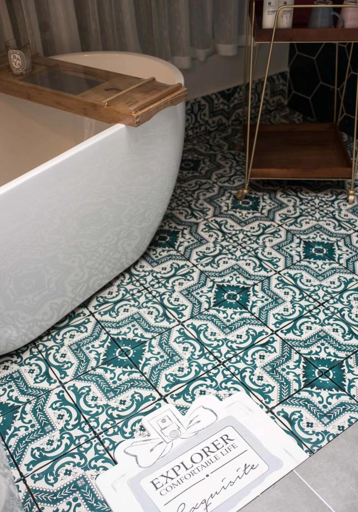 复古阁楼变精致星空浴室,专业设计实现泡澡看星星梦想-56