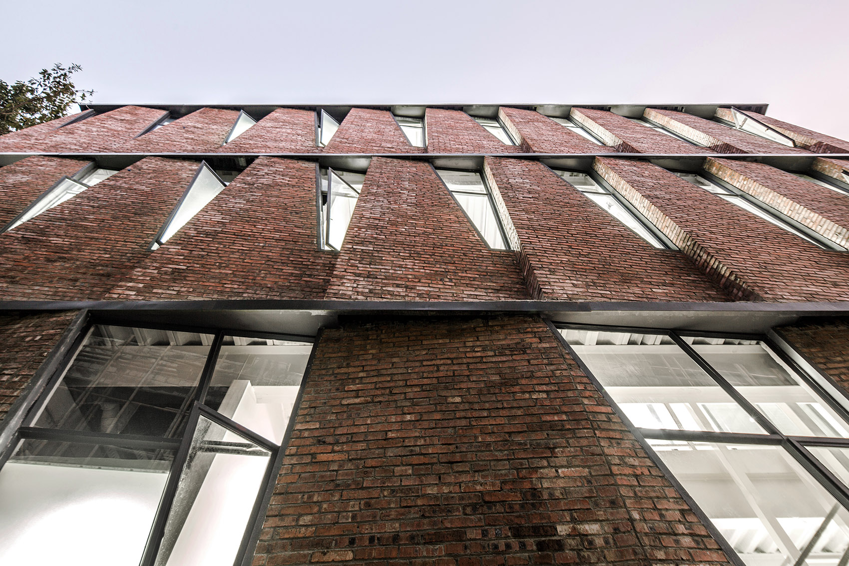 广州北岛创意园管理中心丨中国广州丨互建筑-36