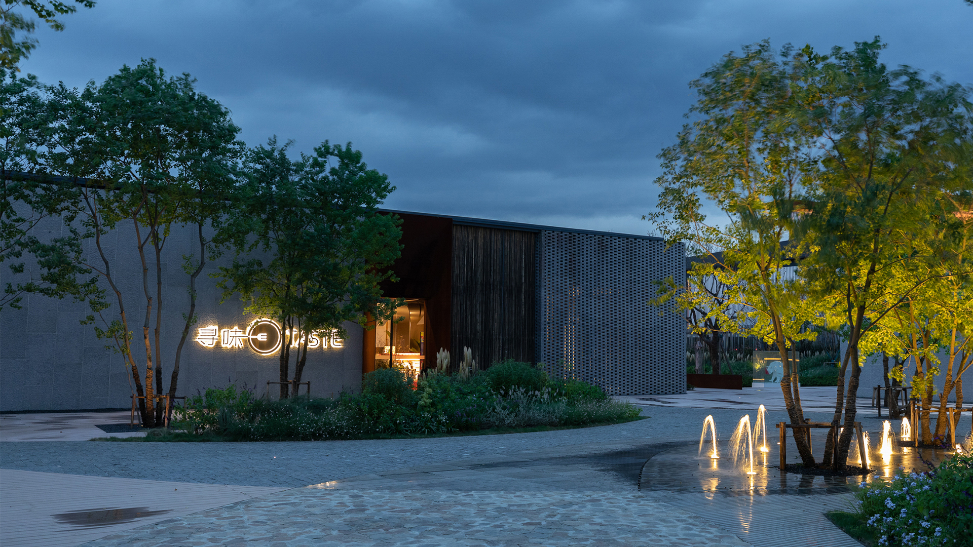 折与叠 · 合肥空港国际小镇创展中心导视设计丨中国合肥丨萬邦智合（上海）设计咨询事务所-11