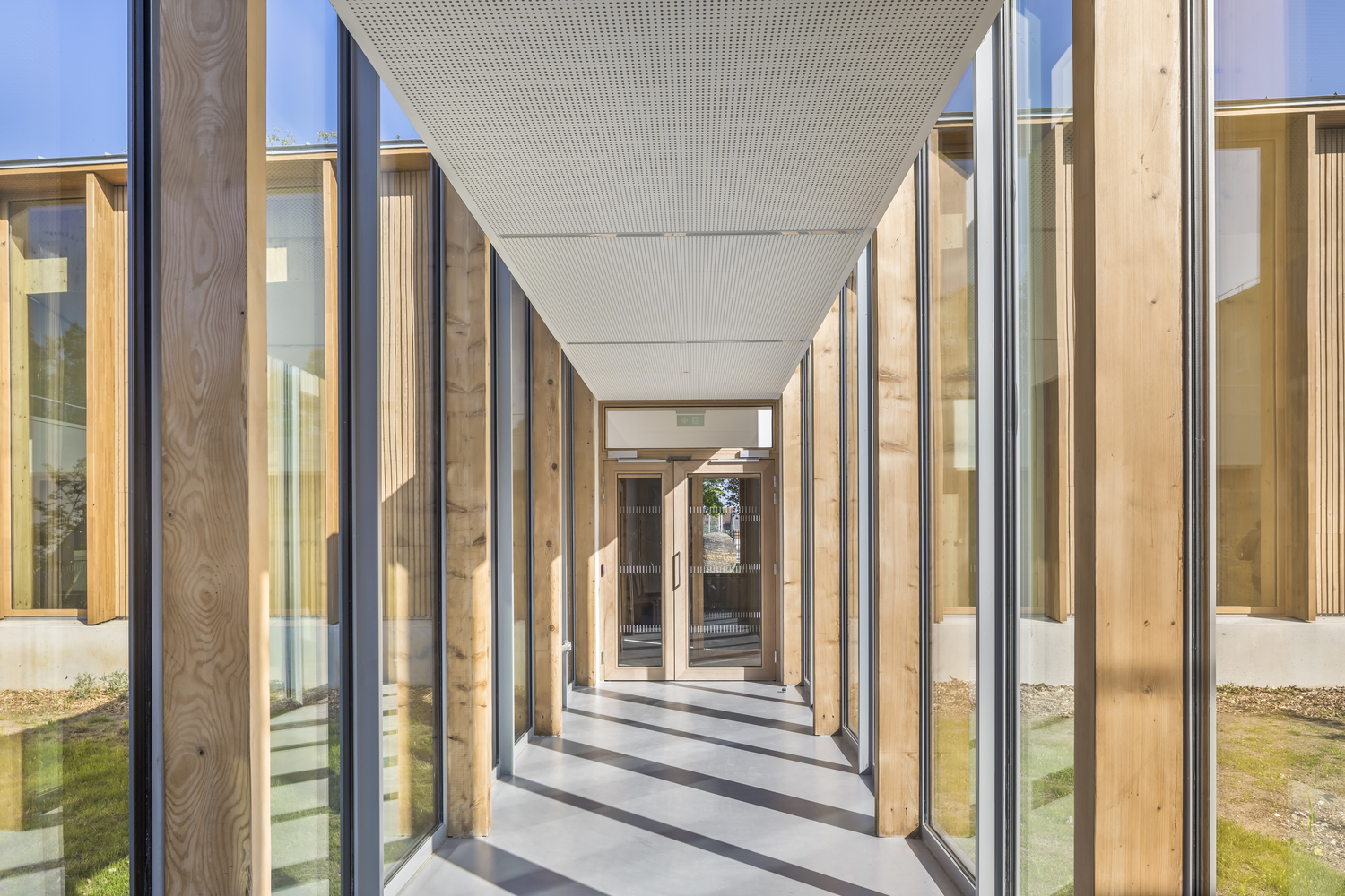 法国 Conflans-Sainte-Honorine 休闲中心与小学扩建项目-15