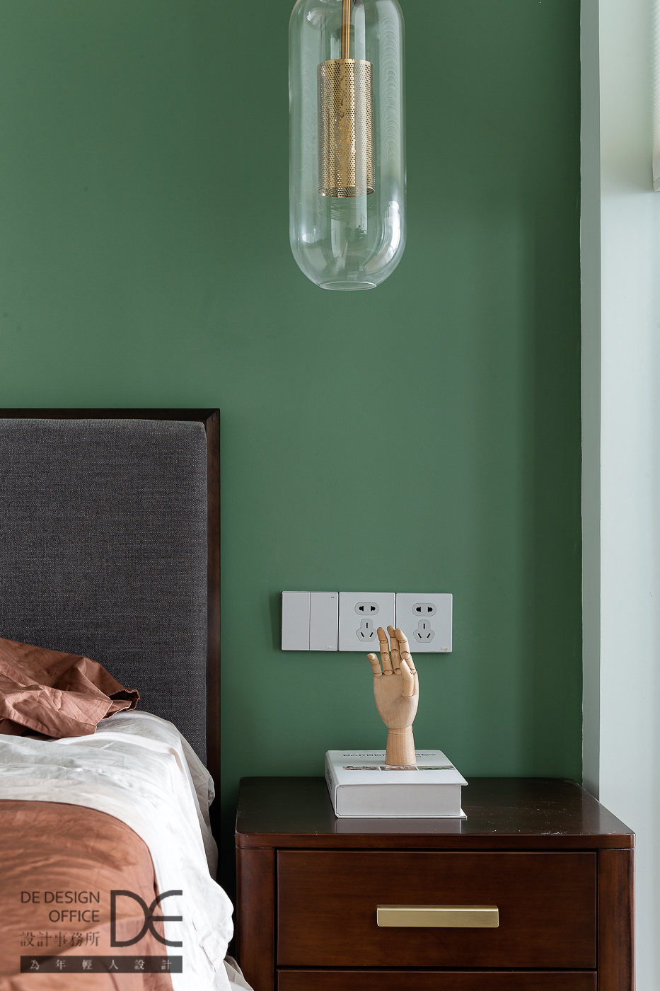 DE实景 · 973期 | 次卧变主卧，暗旧空间“变形记”-55