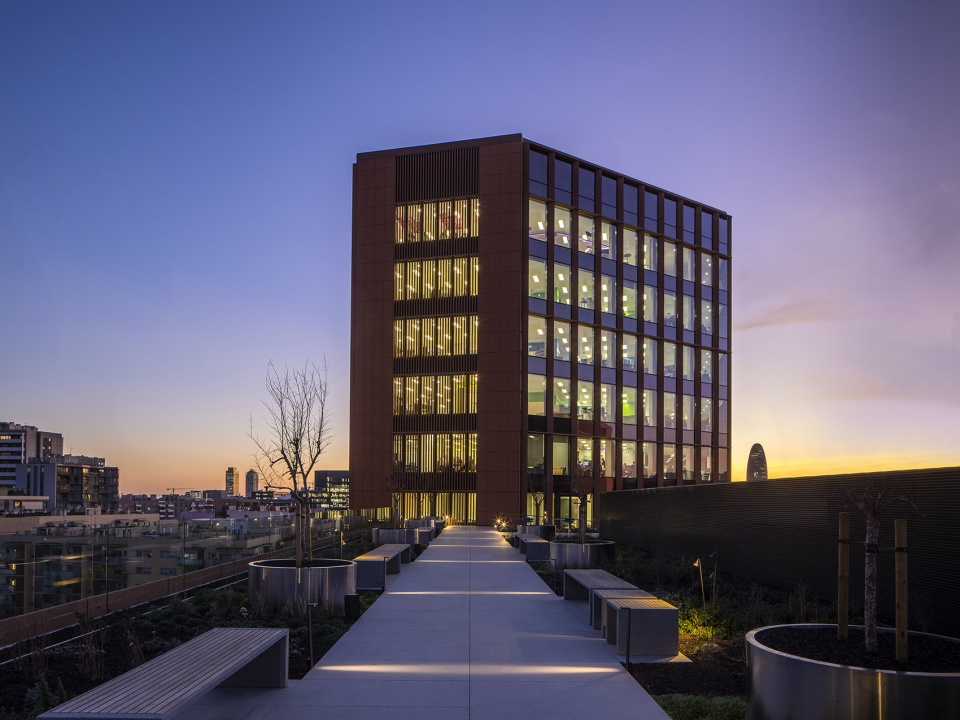 西班牙首个智能建筑 | 巴塞罗那 Smart 22@办公综合体-53