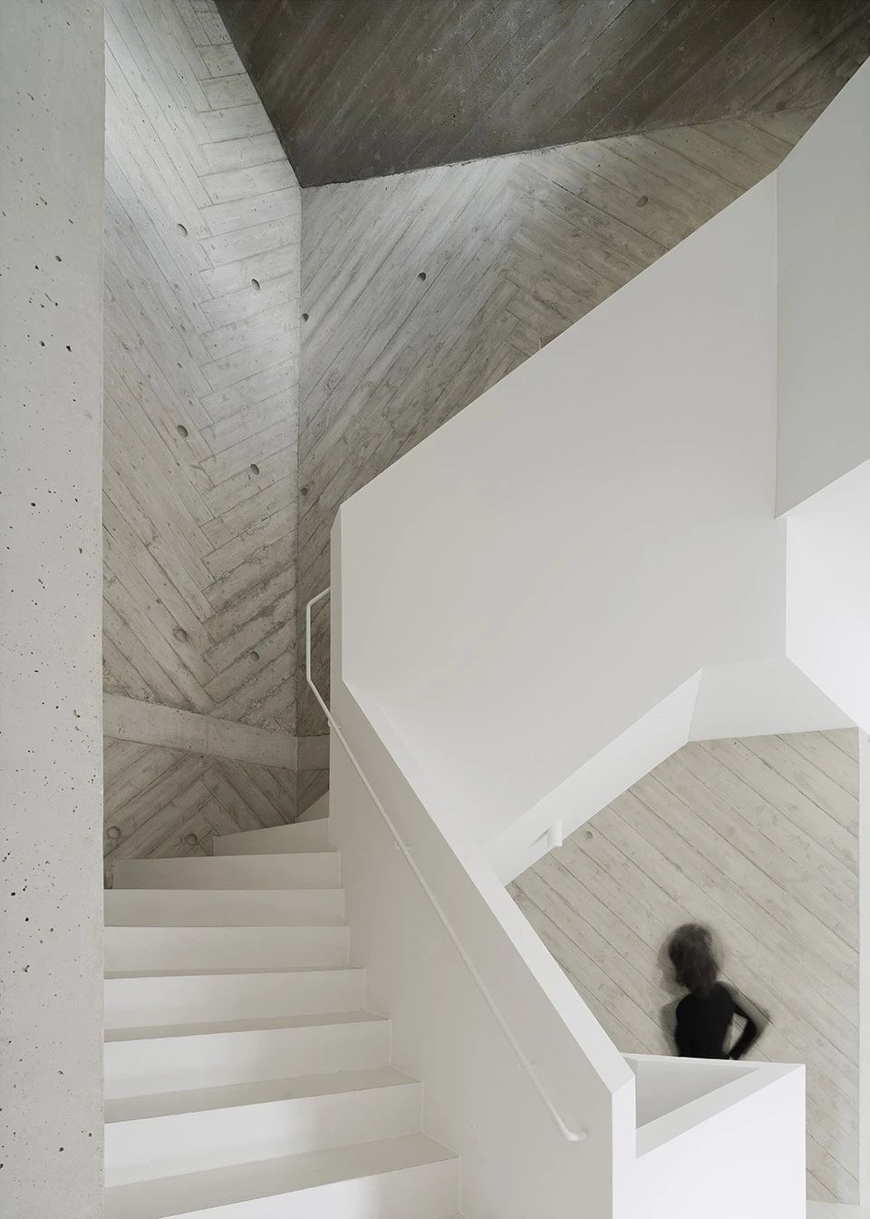 Pool Leber建筑事务所 | 理性与诗意的完美结合-158