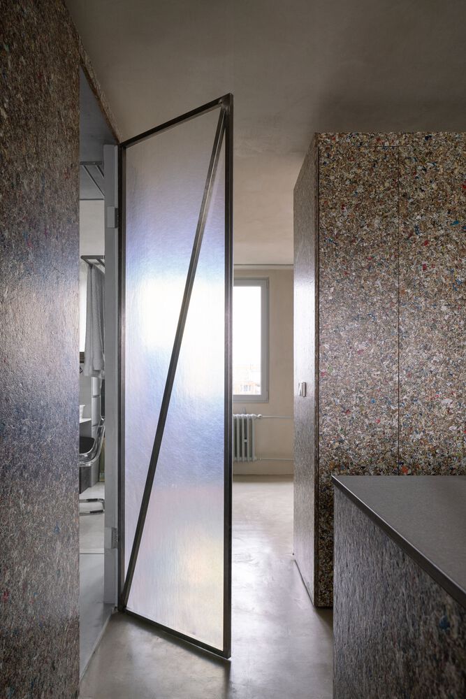 废材打造现代公寓丨意大利布拉-27