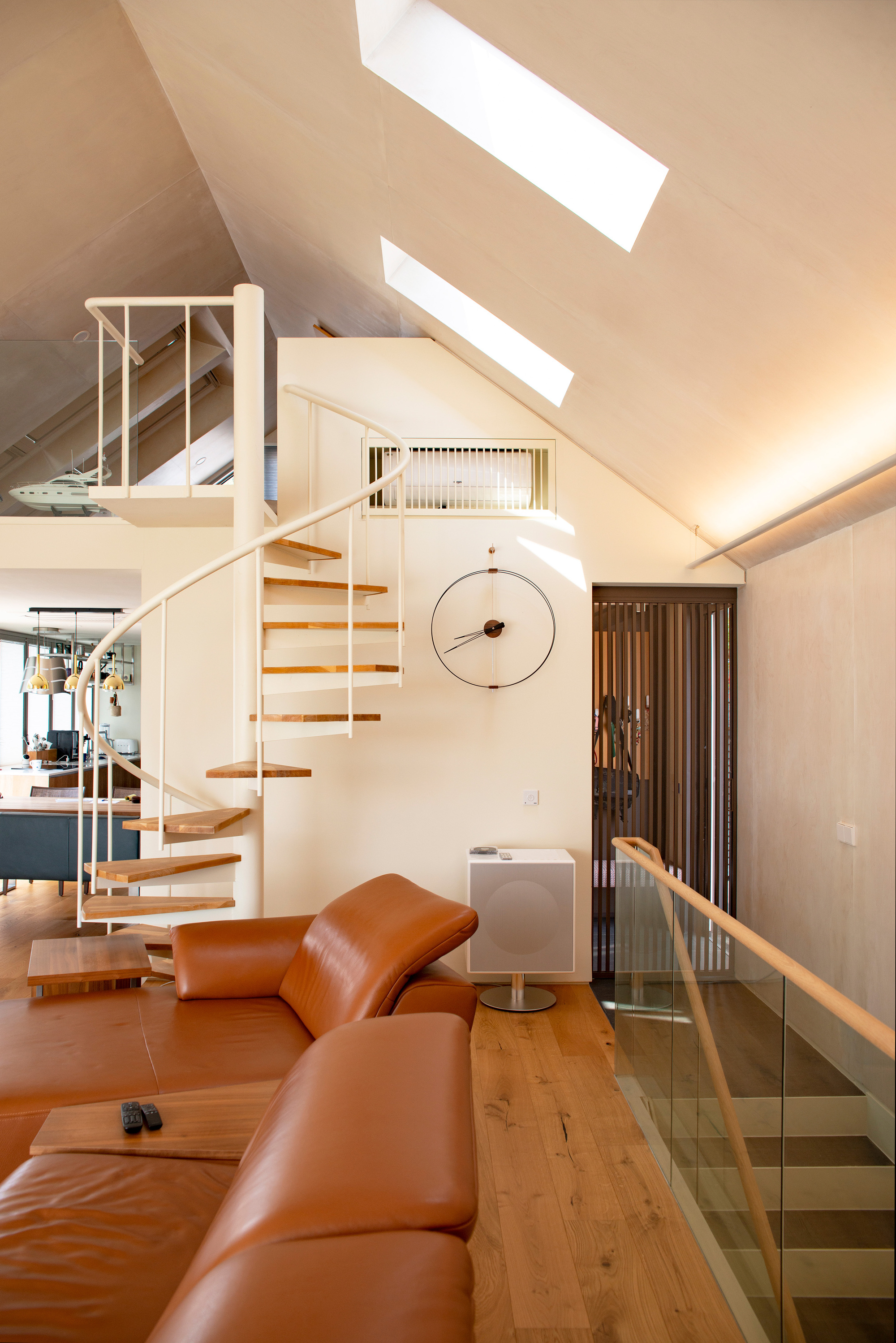 风山之屋丨韩国丨Doojin Hwang Architects-30