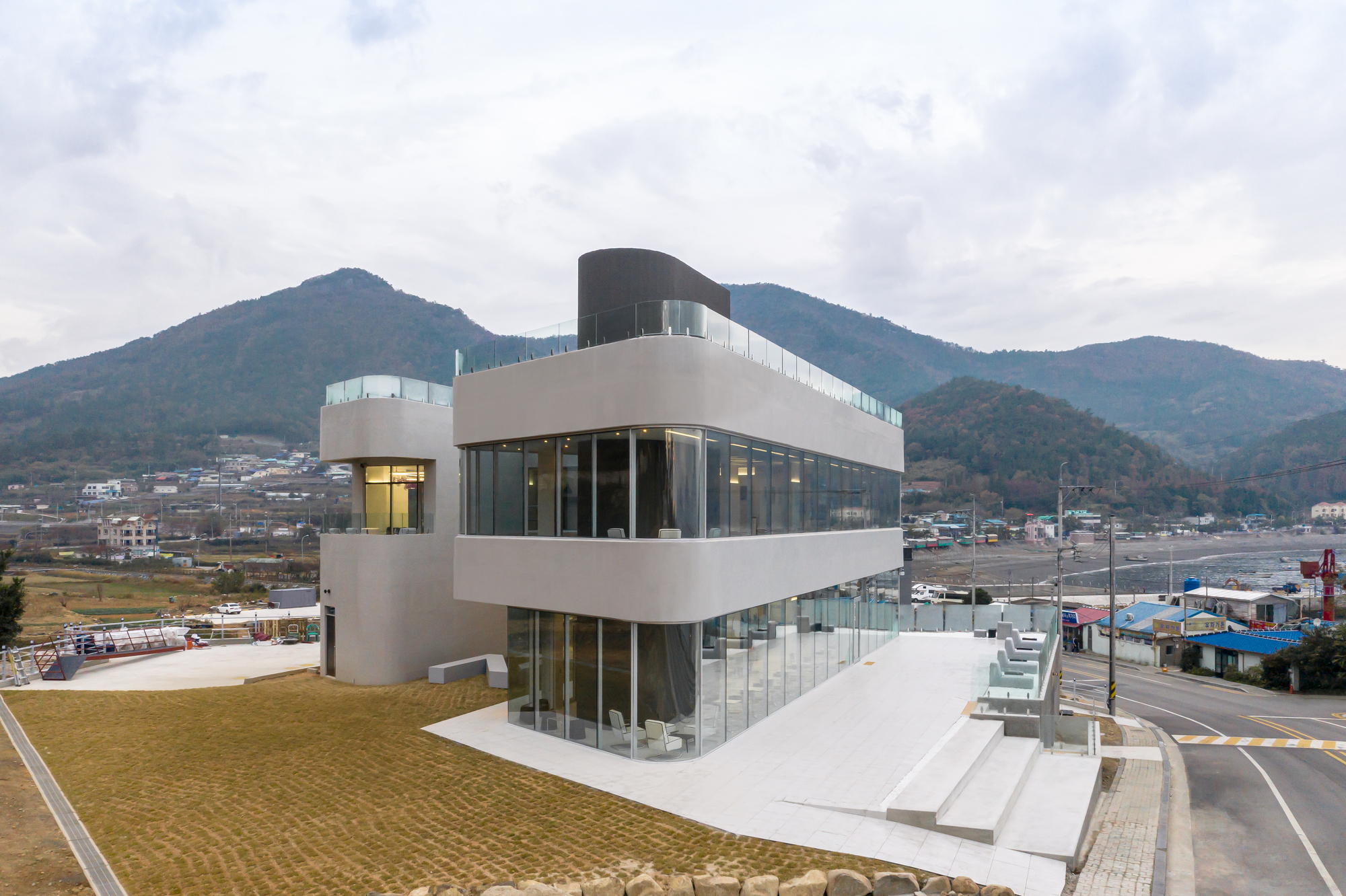 NCNP Coffee / moc architects-15