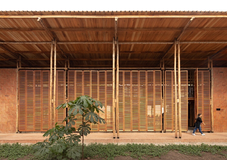 社区生产发展中心 Las Tejedoras / Natura Futura Arquitectura + Juan Carlos Bamba-15