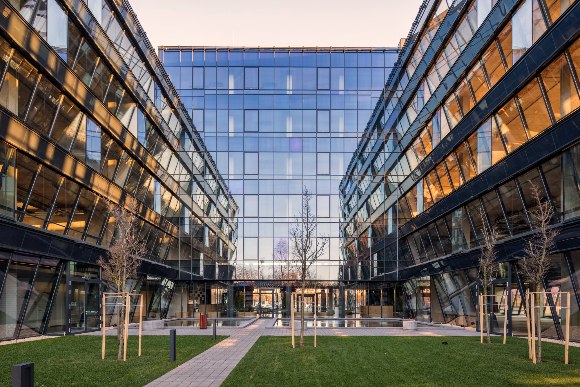 匈牙利德布勒森森林办公大楼-16