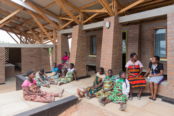 Maternity Waiting Village / MASS Design Group-31