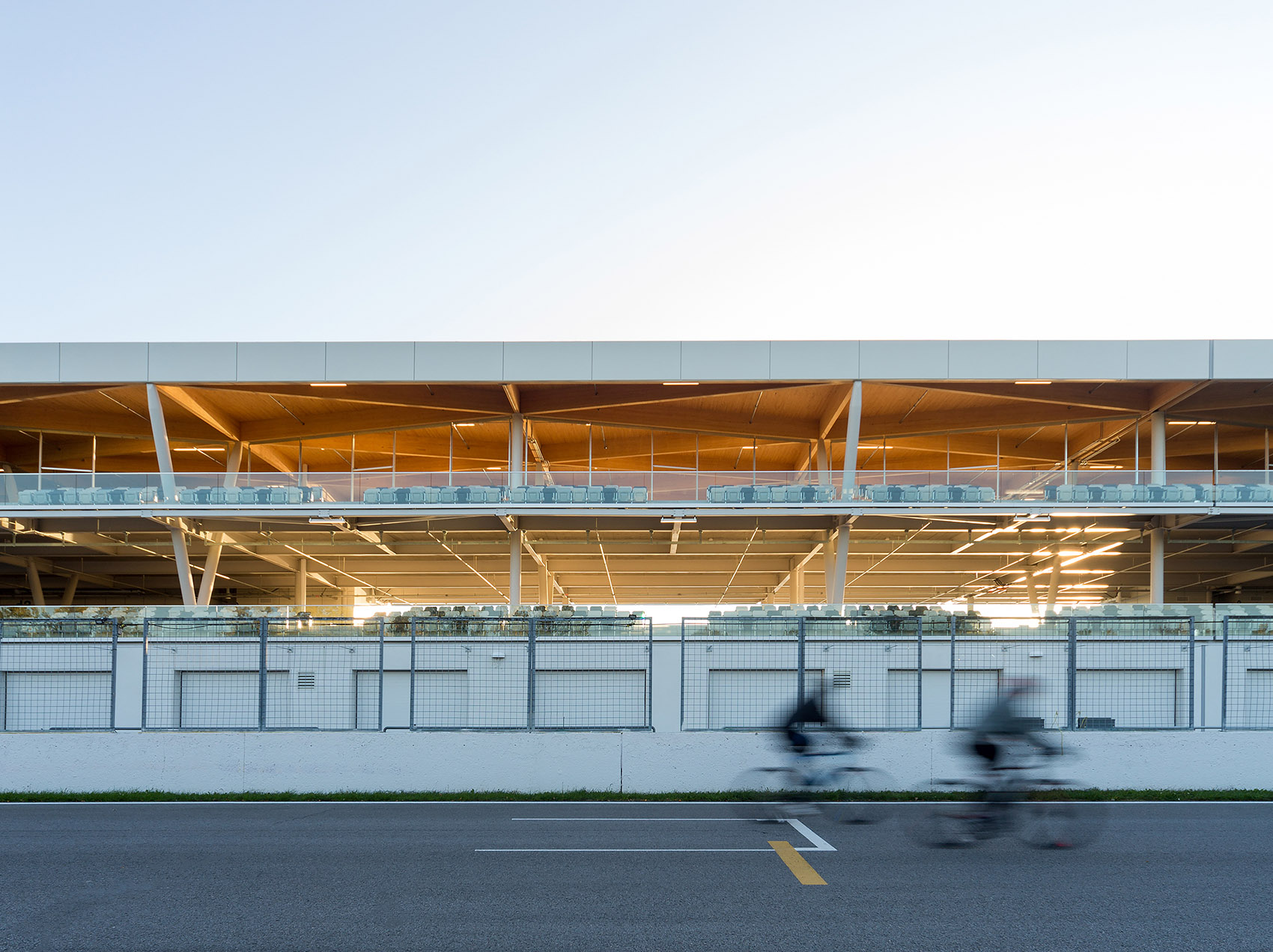 F1加拿大站围场,蒙特利尔 / Les architectes FABG-13