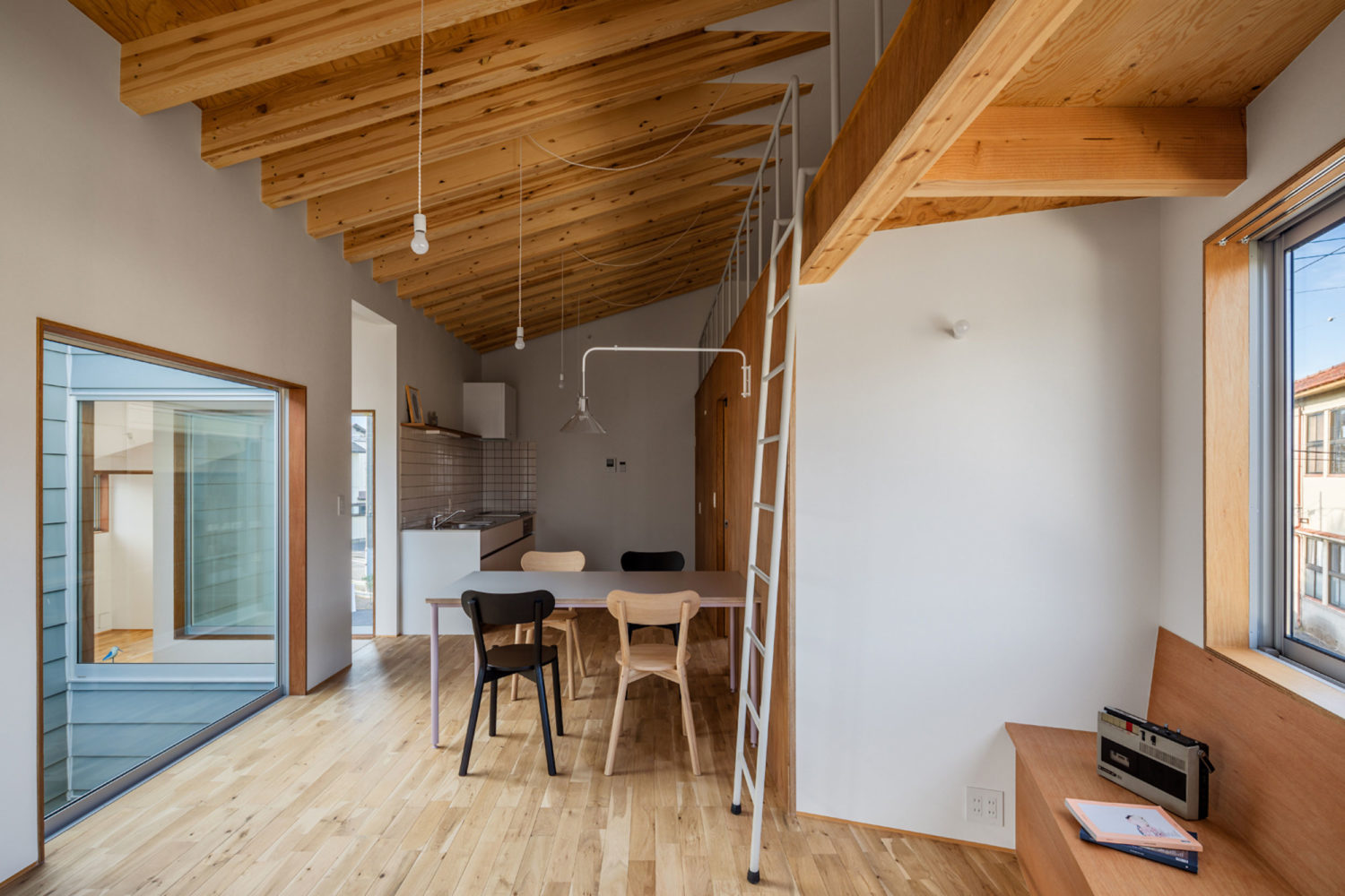 House in Shibukawa / SNARK + Ouvi -13