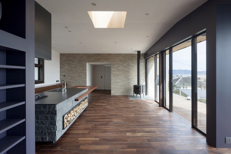 日本梯田上的空中家园-12