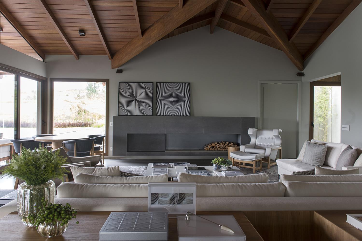 巴西 Itu 市大型私人住宅，极简风格与自然元素的完美结合-1