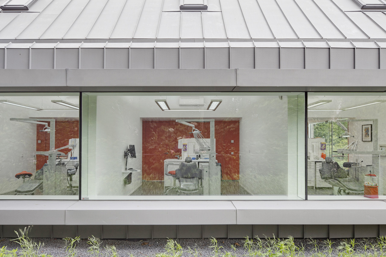 Dentist with a View  Shift architecture urbanism-35