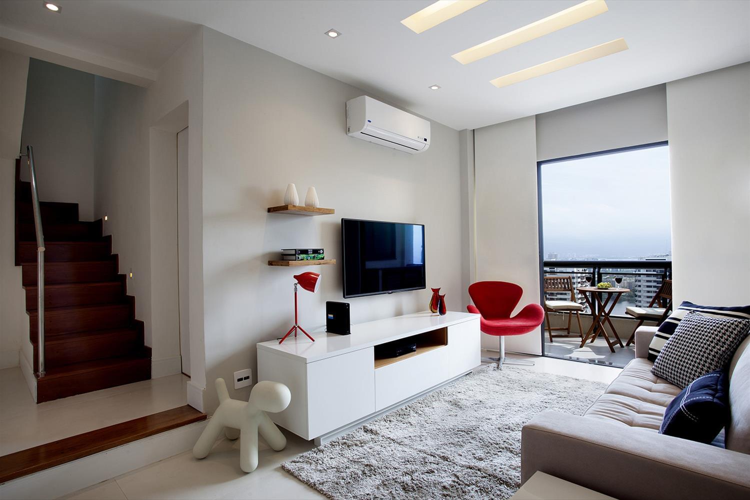 巴西经济适用公寓的快速翻新设计-4