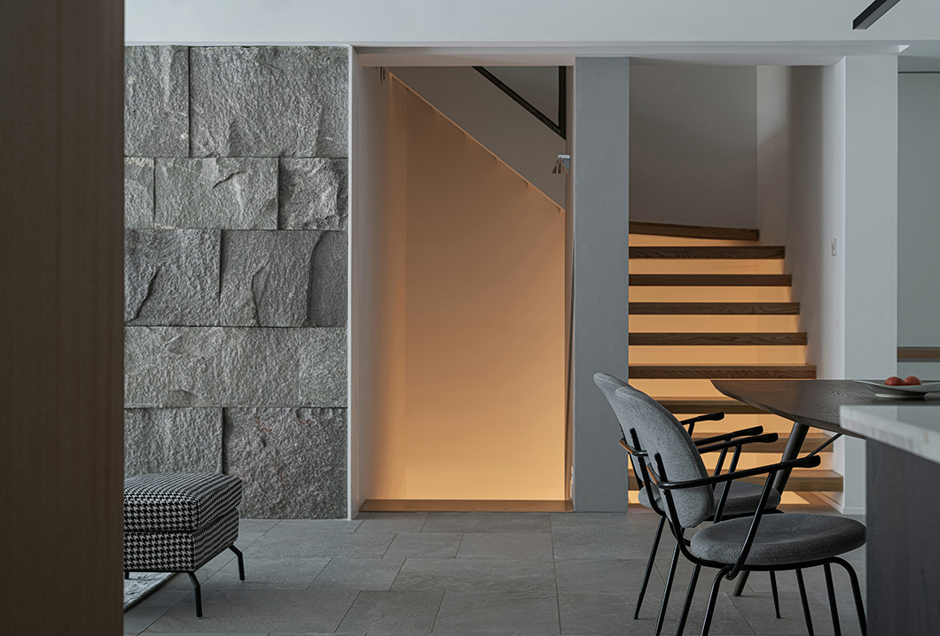 原木之魅 | 季意空间设计带来的温馨宁静居住体验-10