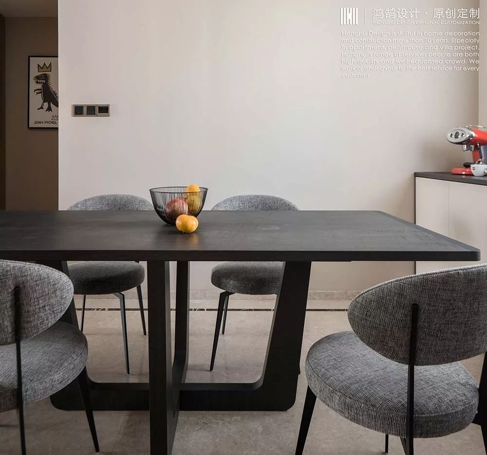 现代简约改造 | 130㎡精装房的色彩与软装提升-36