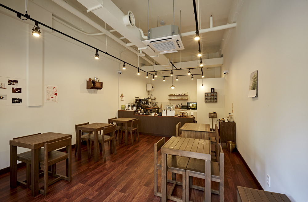 小空间大作为——14 坪咖啡厅的温馨设计-5