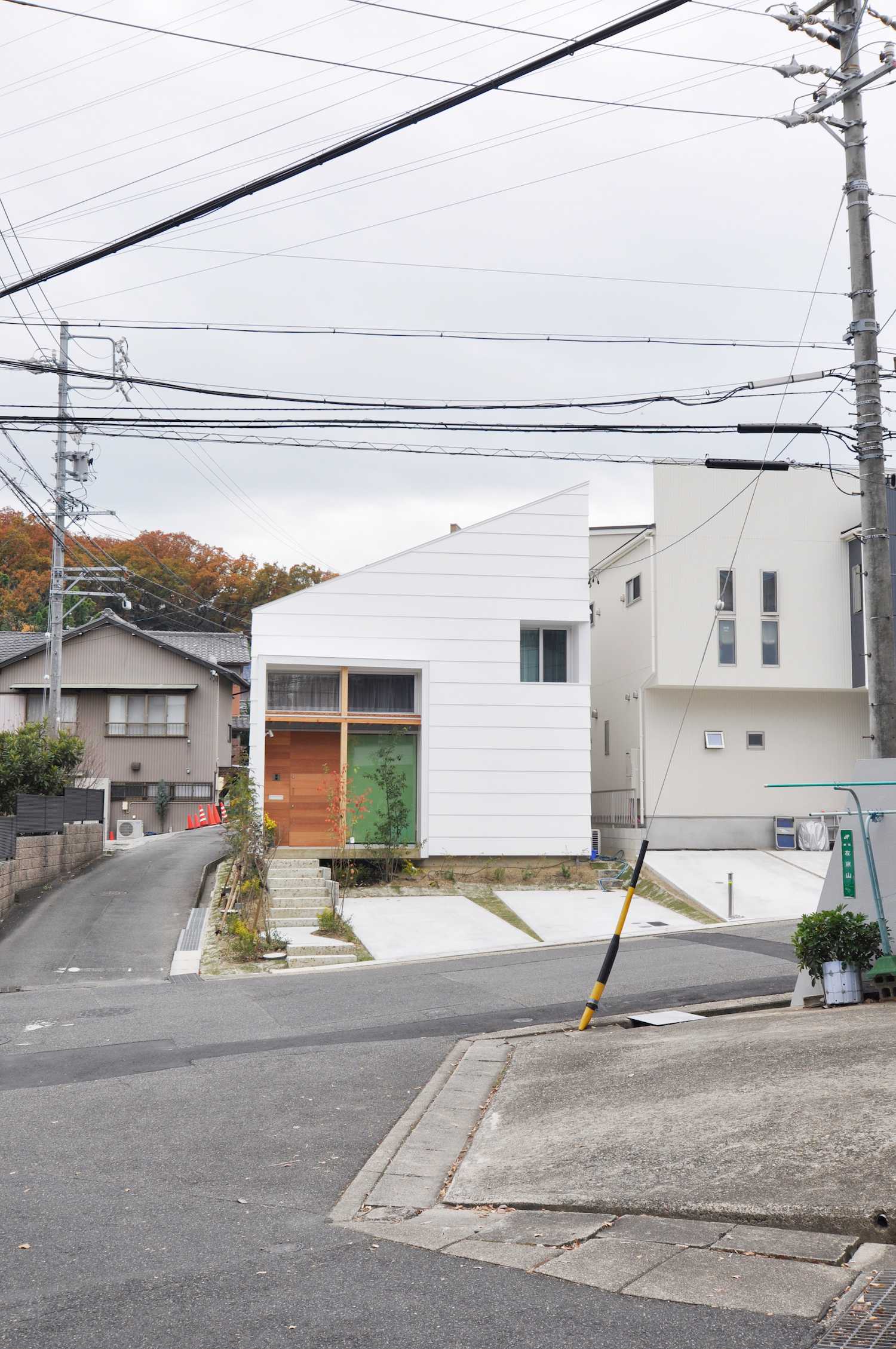 名古屋横轴山极简主义住宅-4