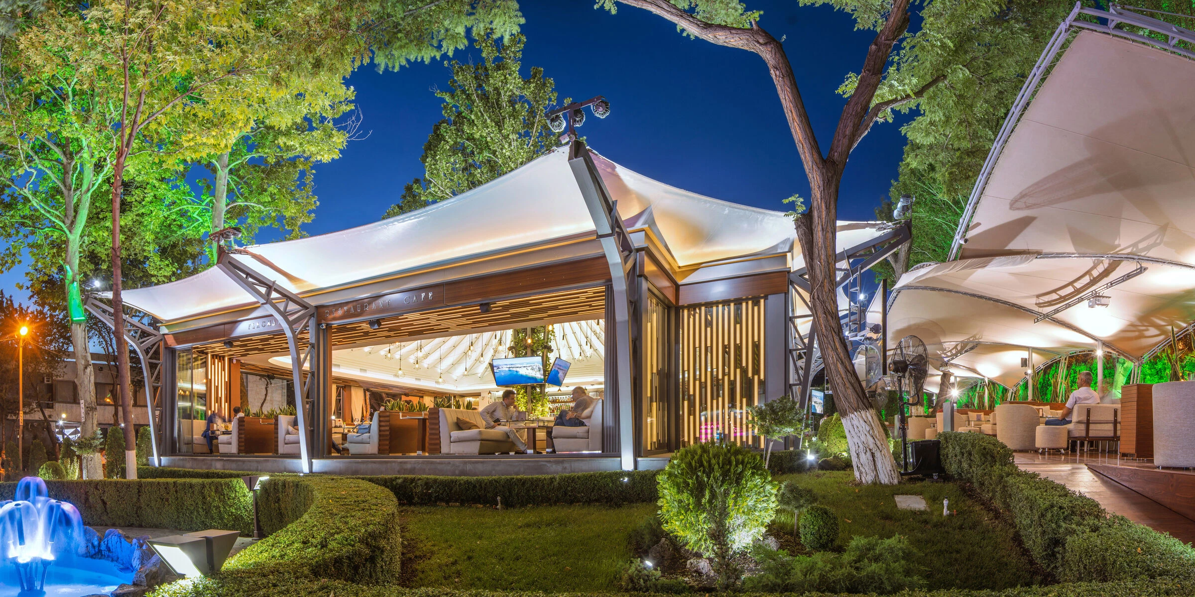 亚美尼亚“旗帜”餐厅丨GDG-28