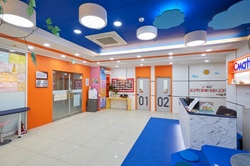 70 平米数学学院，色彩点亮空间-8