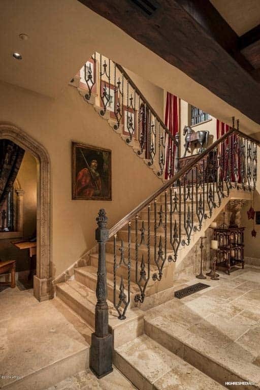 Medieval masterpiece: Italian-inspired gothic villa in Scottsdale-13