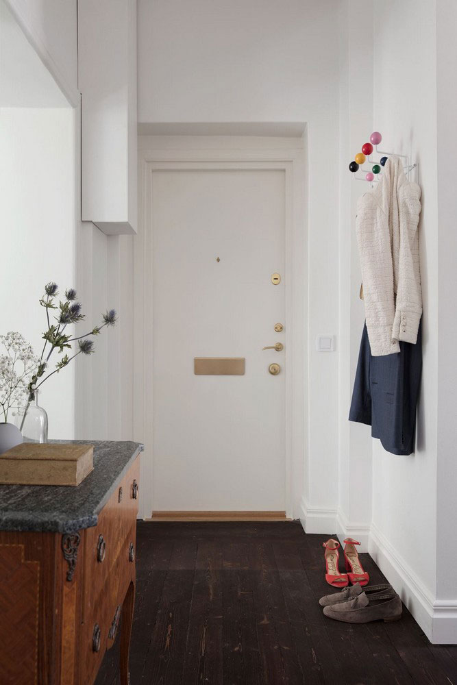 瑞典公寓 | 黑白条纹卧室的温馨北欧风-22