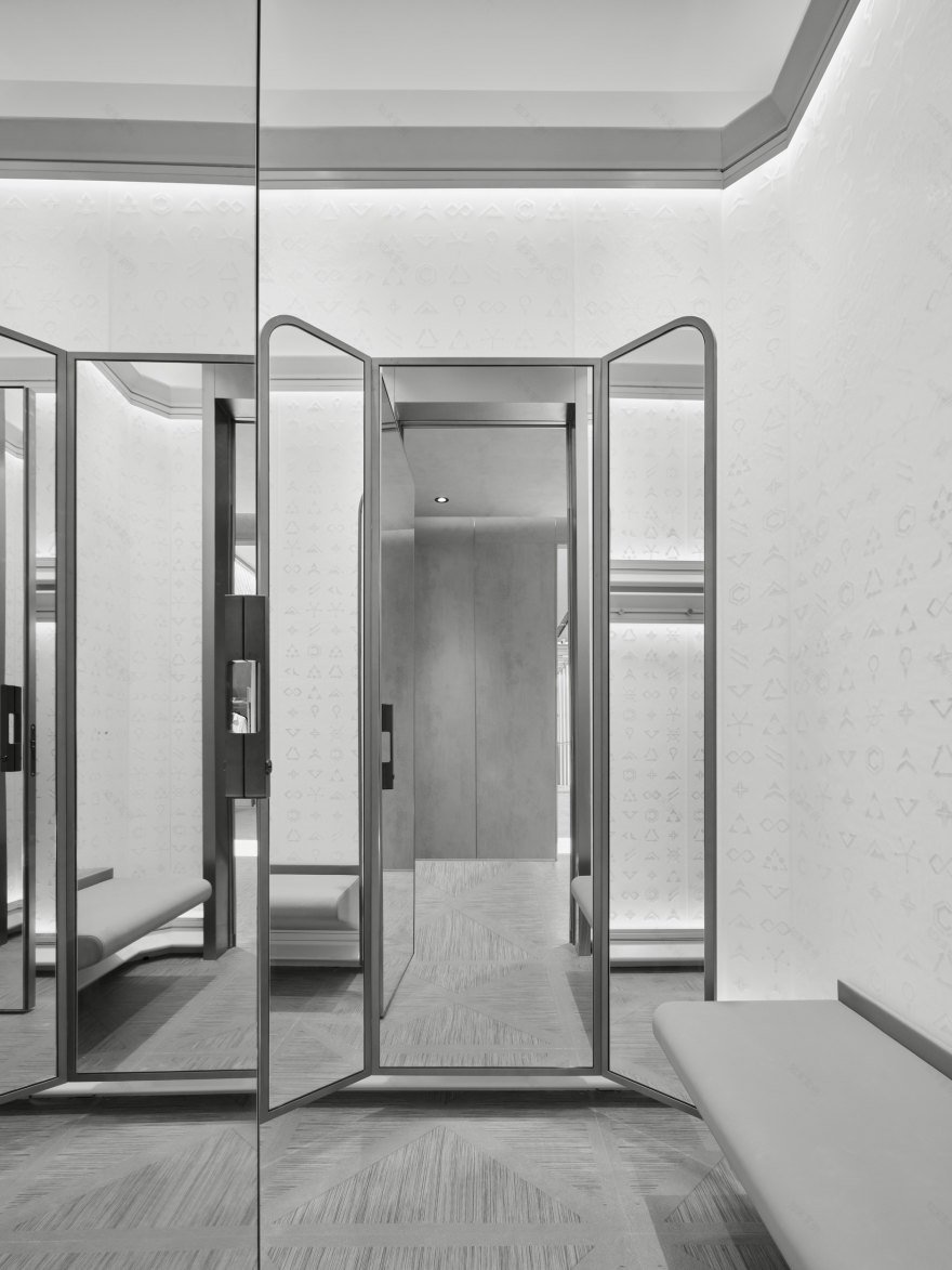 DESCENTE CONCEPT STORE(HANGZHOU IN77)-19