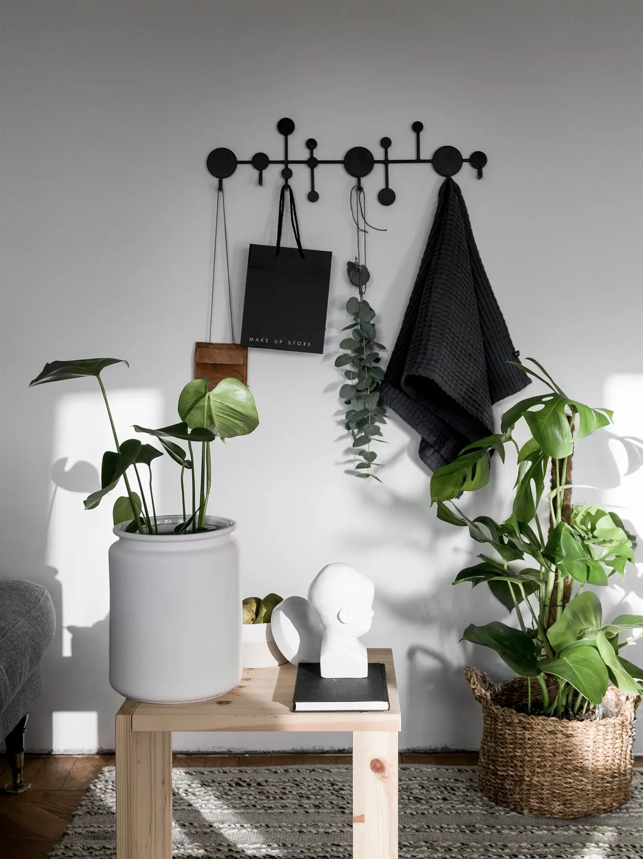 绿意盎然的城市小花园-5