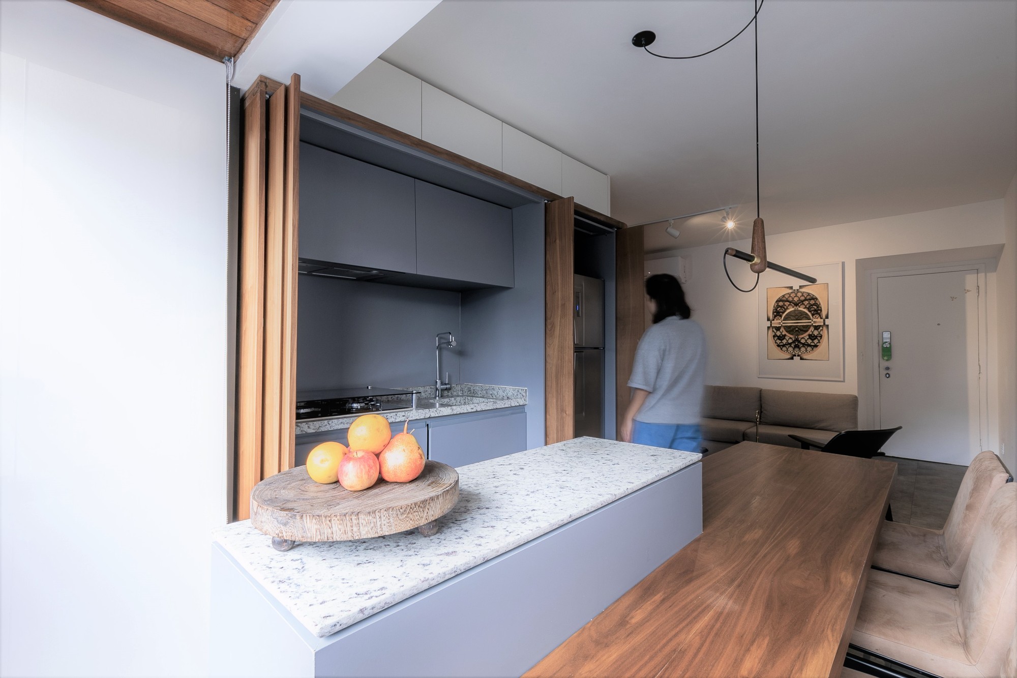 曲线木构空间，打造多变功能 65 平米别墅-6