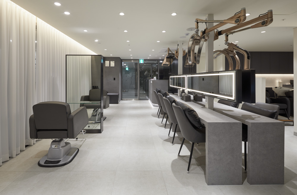 高级灰打造 26 平米奢华美容院-6