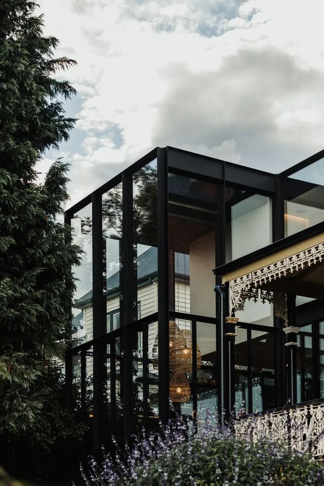 蔚来房屋|| 加建钢构玻璃屋，老建筑新生命-17