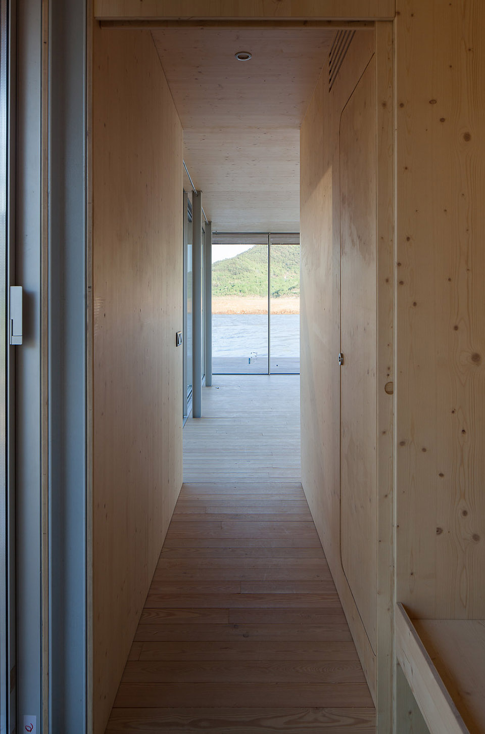 “漂浮之翼”度假船屋，中国 / FRIDAY-61