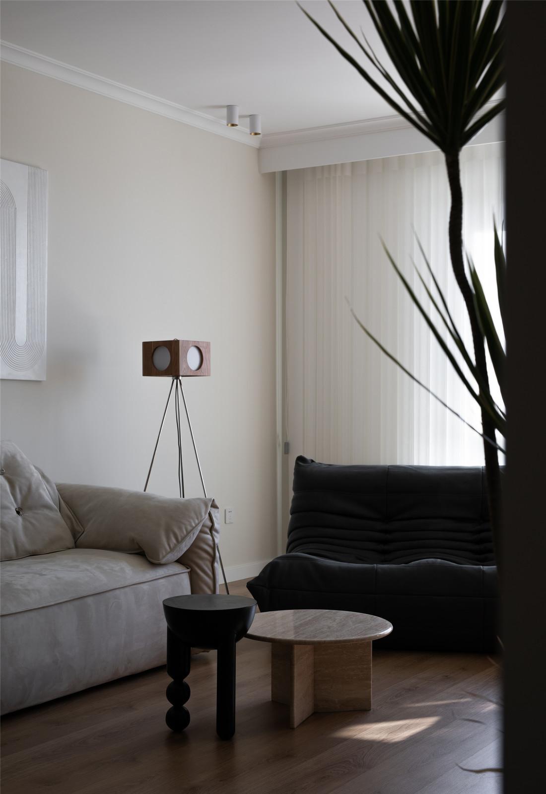 90 后独居中古风的 80㎡小家-17