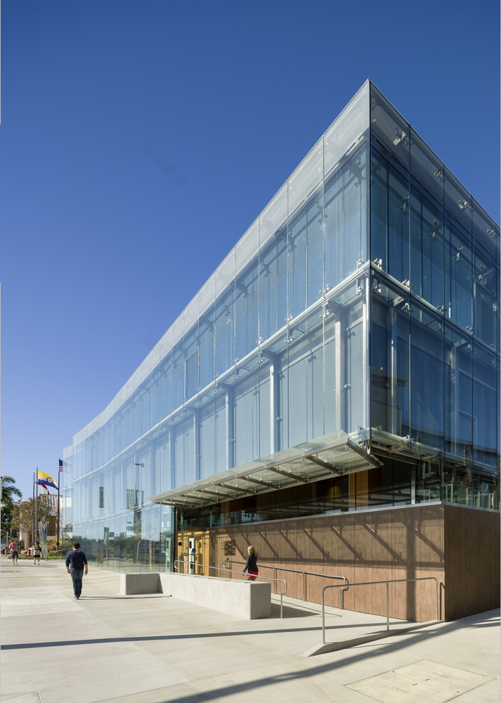 曼哈顿海滩图书馆-24