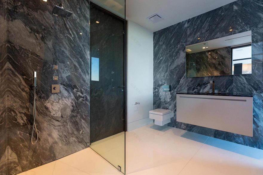 斯特拉德拉超现代杰作住宅在好莱坞山-44