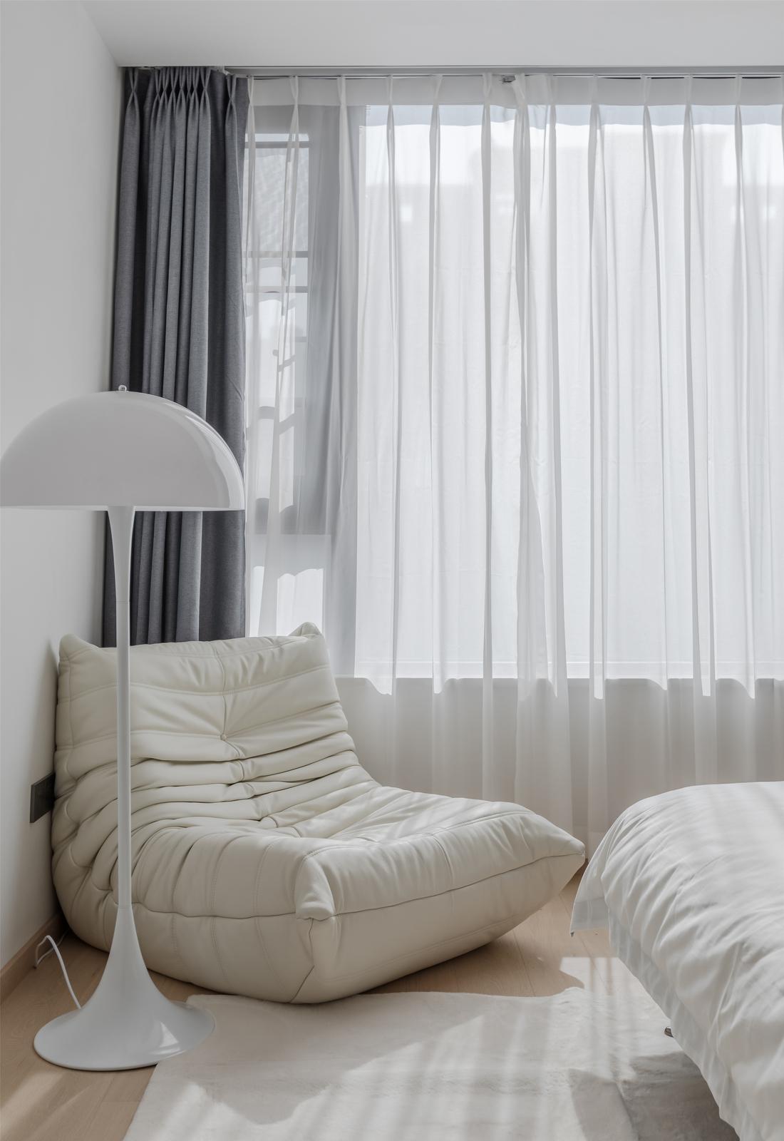 悬浮吊顶与多功能空间 · 现代温馨家居设计-14