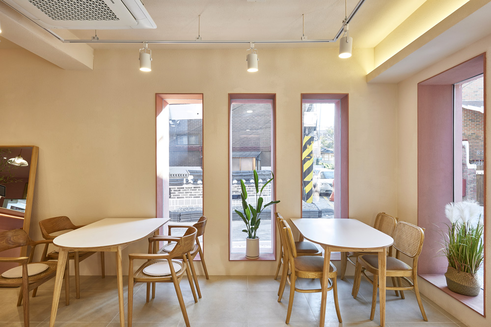 13 坪水原咖啡厅，粉红外观点亮空间设计-9