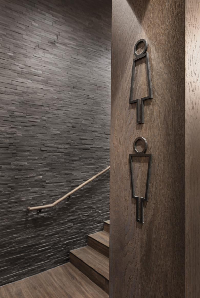 斯图加特市政厅地下室餐馆丨德国斯图加特丨DIA Dittel Architekten-13