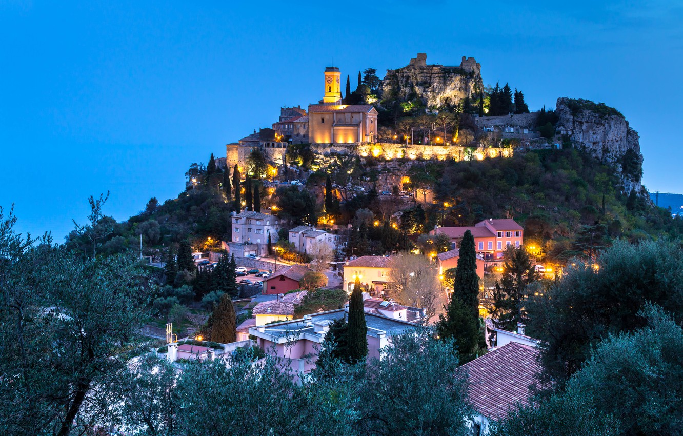 法国埃兹古村建筑群-45