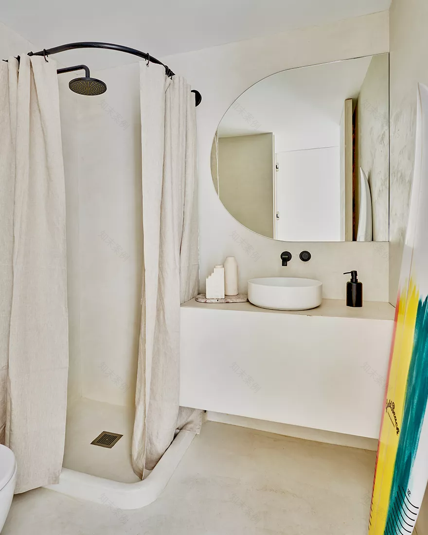 海浪之家 · Patricia Bustos 的多彩室内设计-25