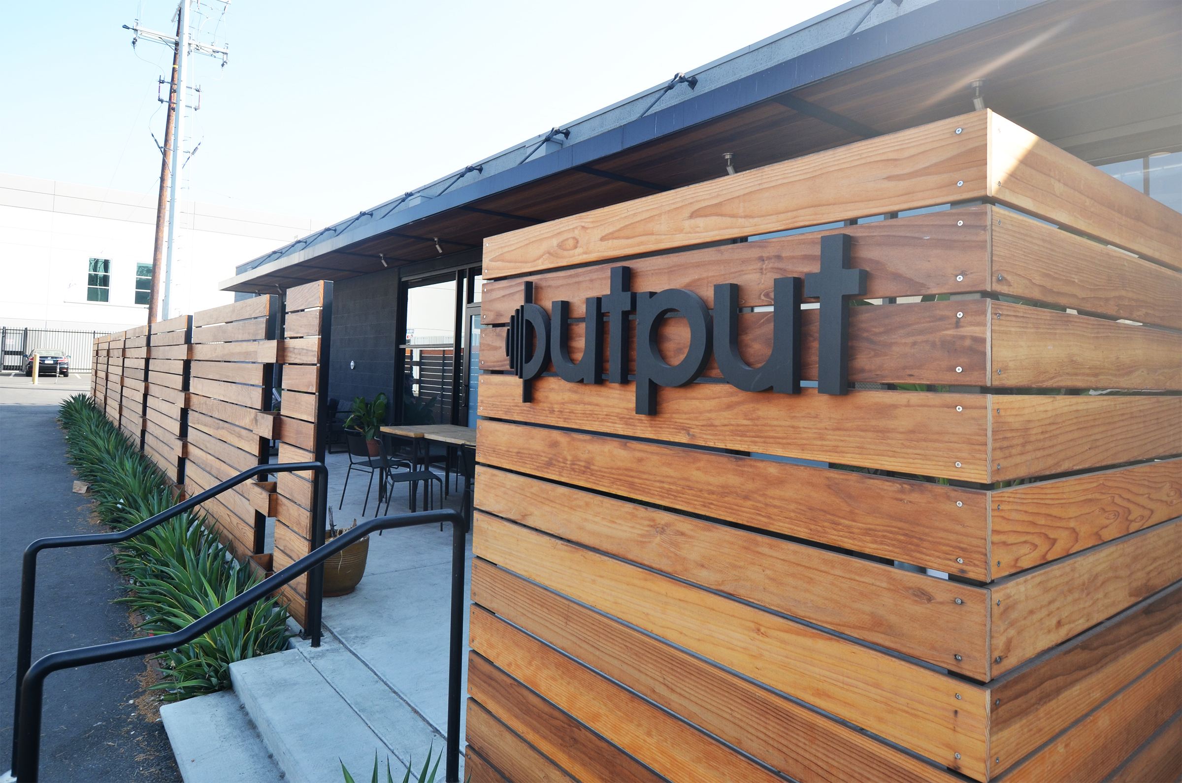 洛杉矶创意音乐软件公司办公室设计-6