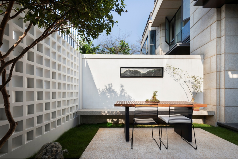 在家拥有一座迷你美术馆丨中国东莞-55