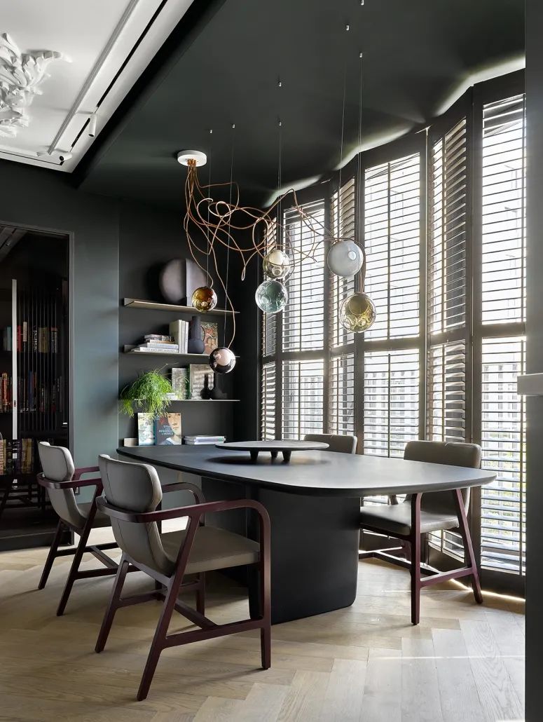 黑色空间丨Marina Kutuzova-27